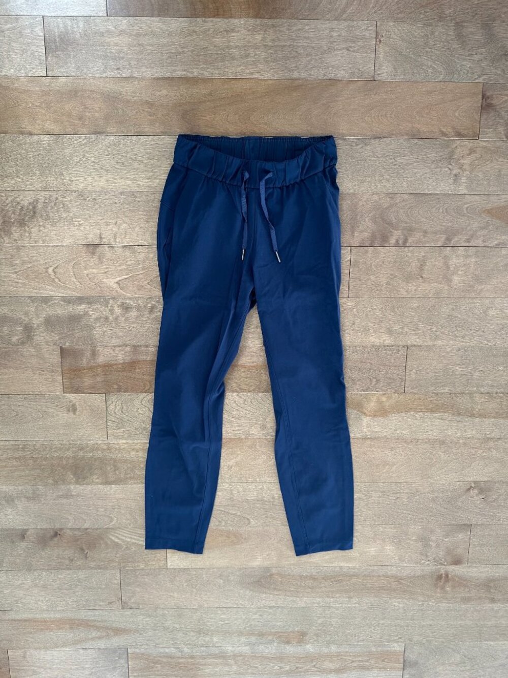 Lululemon On the Fly Pant *28" in Navy